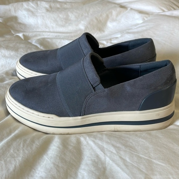 CLARKS | Cloudsteppers | Audreigh Eve Athleisure | Slip On | Blue Shoe| Size 9 - Picture 2 of 14